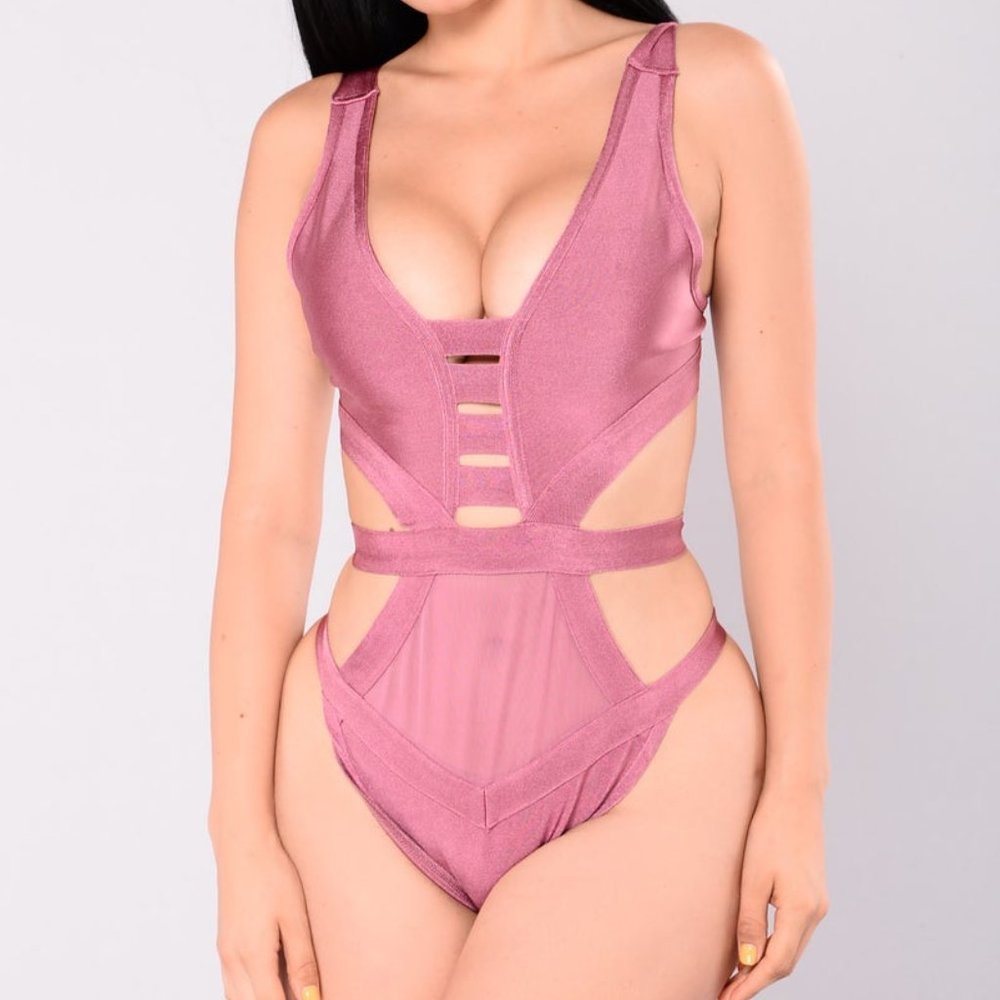 Body Waves Marsala Monokini